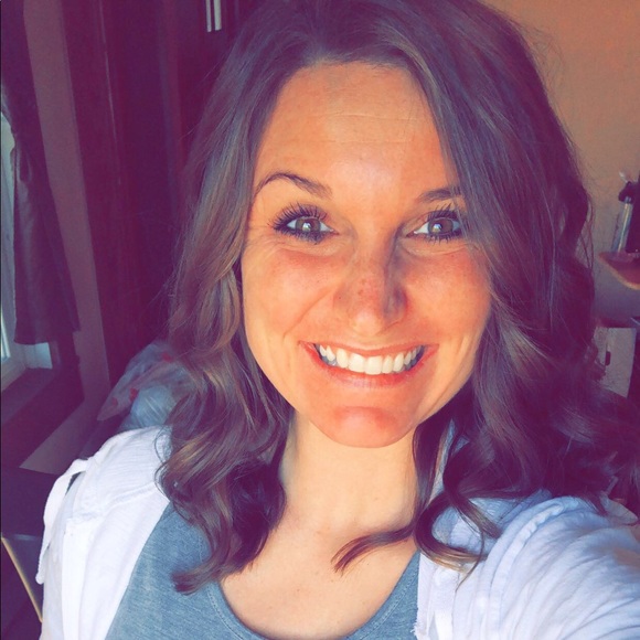 Meet your Posher, Michaela - Picture 1 of 1